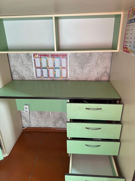 Продается кровать со шкафами