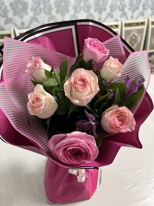 Розы, цветы букет