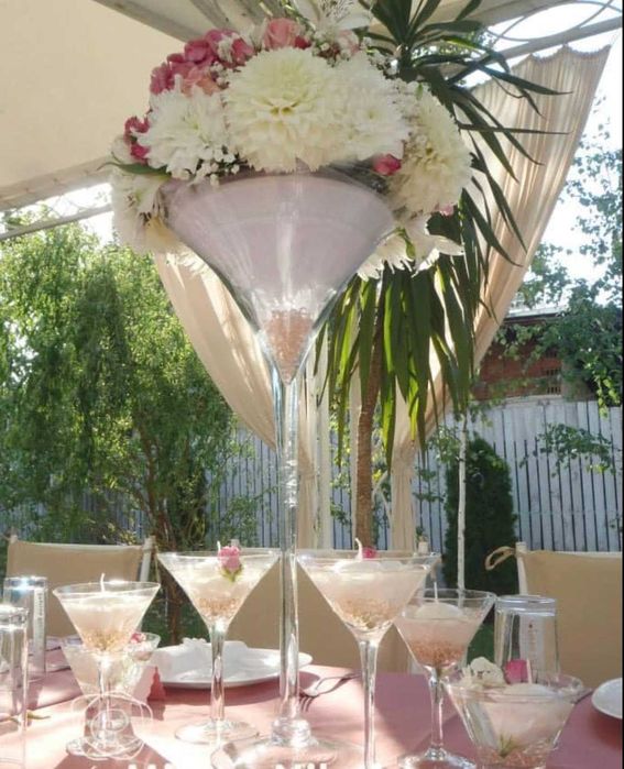 Комплект стъклени чаши и вази Мартини