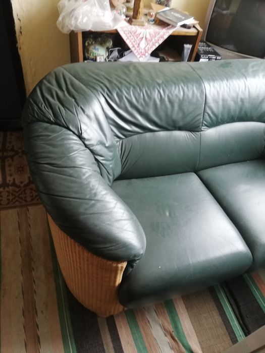 Кожен Градински диван