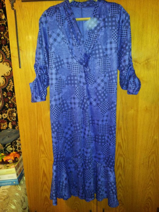 Платье женское трикотажное. 46 размер.