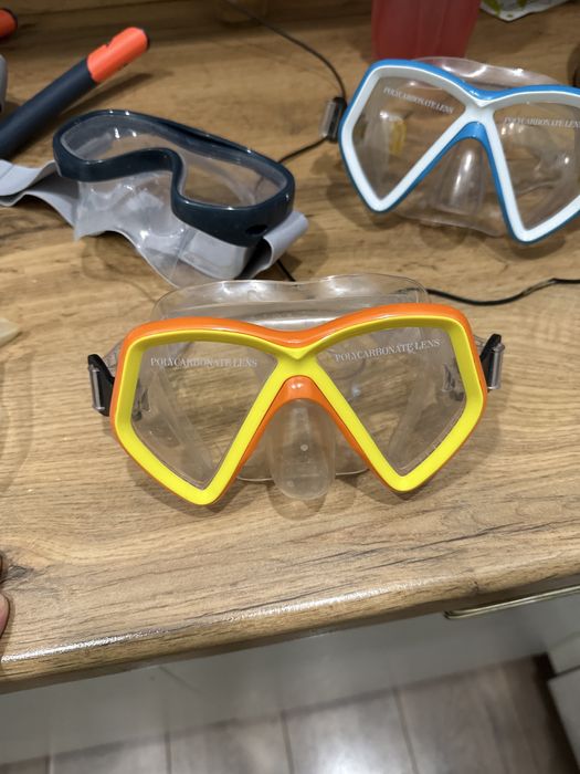 Очки для плавания