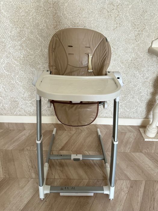 Столик для кормления
