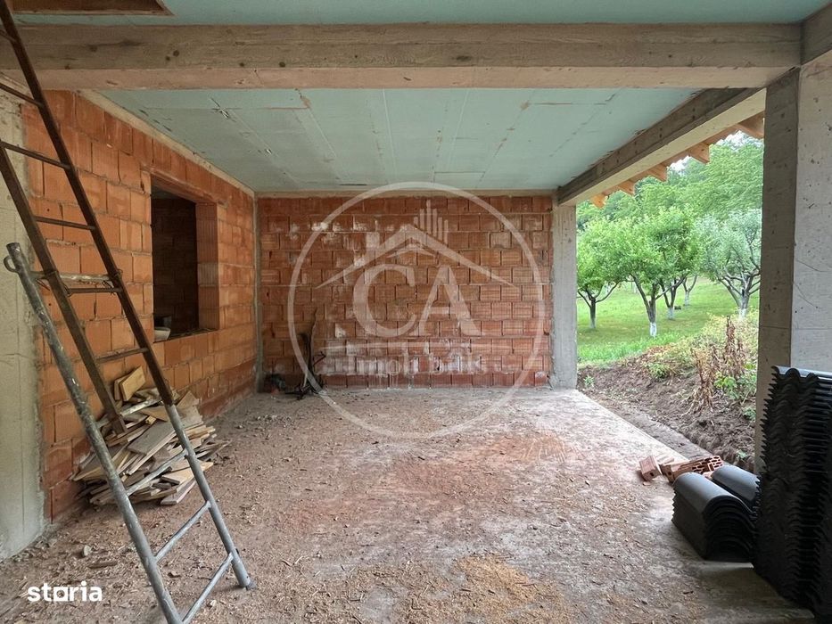 Casă cu 4 camere de vânzare în Hidișelul de Sus, Bihor