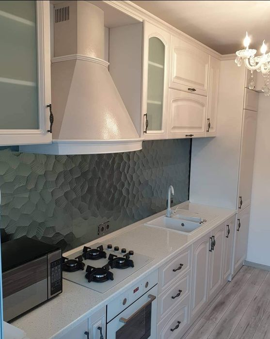 Bucatarie cu fronturi din mdf frezate