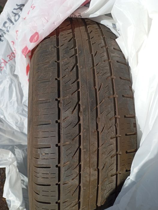 Продам шины летние на Ниву