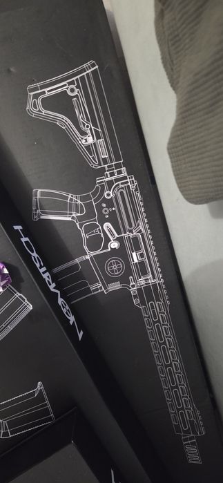 Vând replică Airsoft AEG