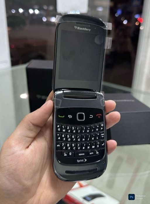 Новый Раскладушка лягушка Blackberry 9670 CDMA PERFECTUM Mobile