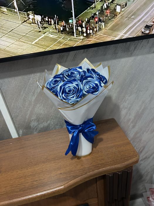 Trandafiri din satin