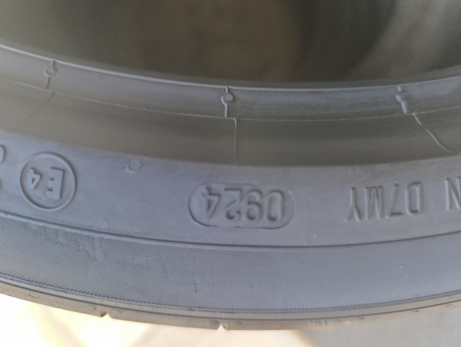 Anvelope de vara 245 35 19 Continental dot 2024