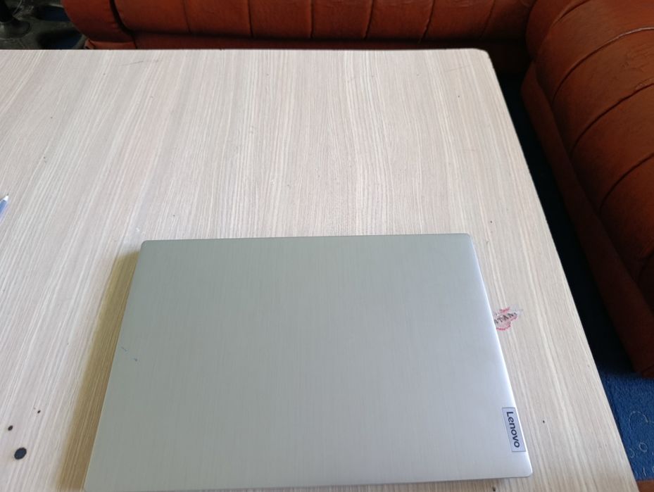 Lenovo IdeaPad 3 15IGL05 | RAM 8GB / SSD 256GB | Windows 11 ideal hola