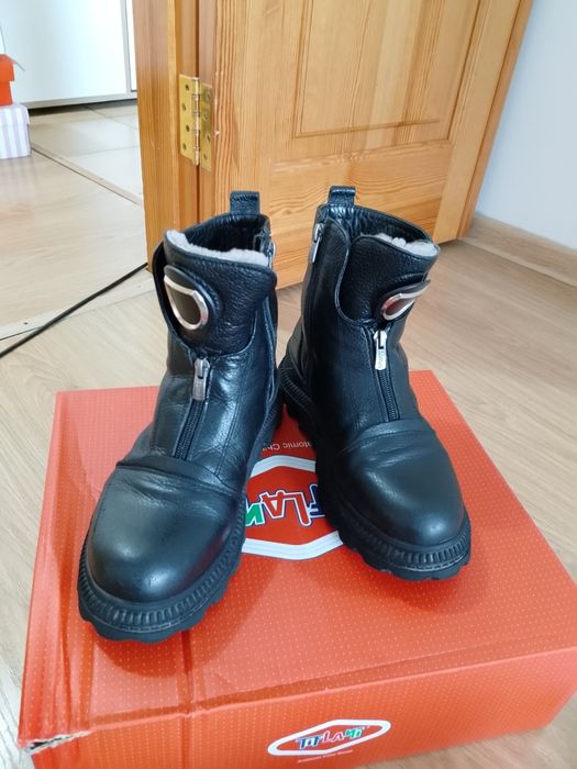 Продам зимнюю обувь Tiflani