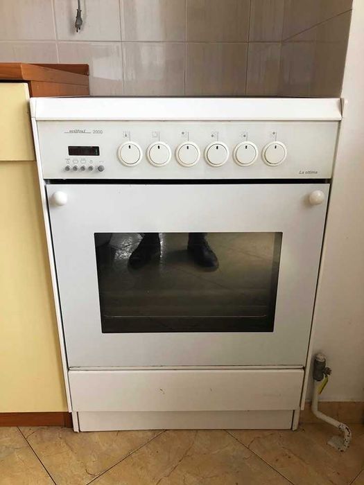 Готварска печка Siltal 2000 електрическа котлон фурна готвене