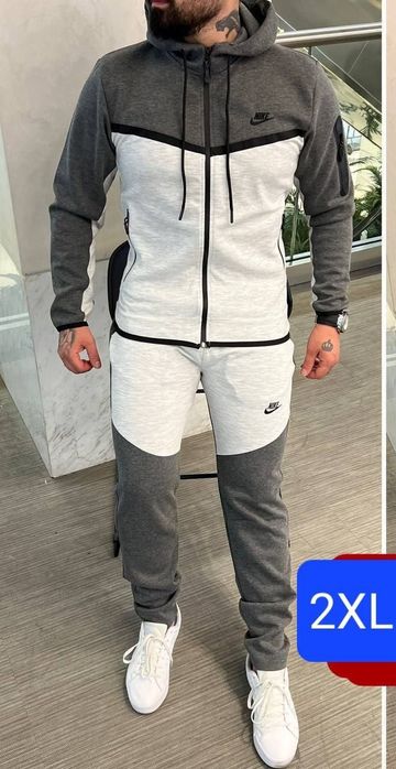 Trening barbati Nike