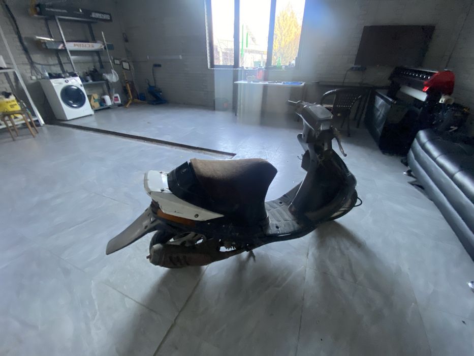 Сузуки сепия на ходу