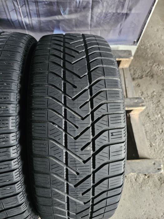2 anvelope iarna 205 55 16 Pirelli