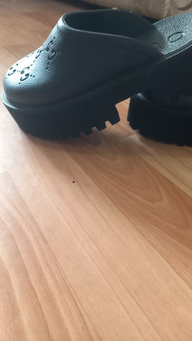 Продам обувь жен