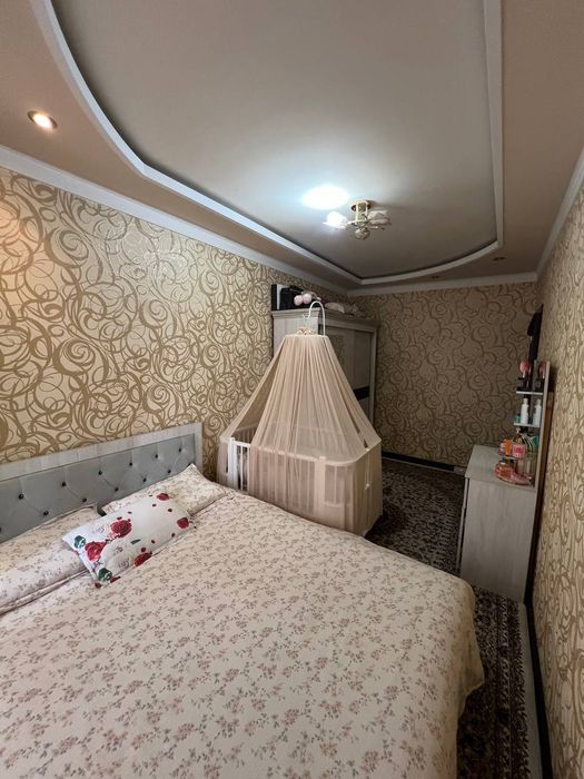 Чиланзар -14 квартал 3-х комнатная Улучшенка