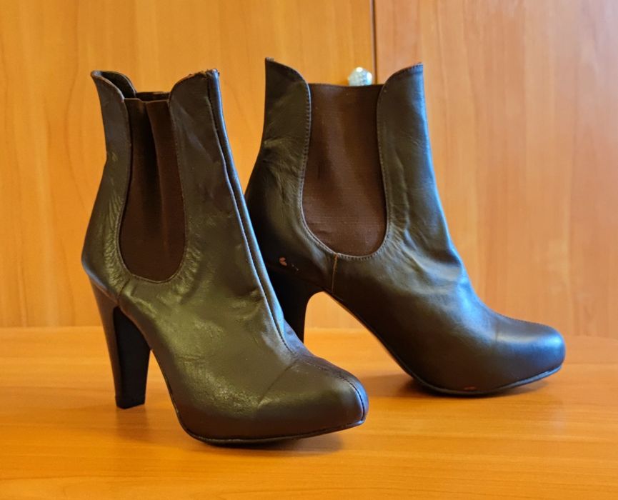 Кожени токчета с ластик номер 36