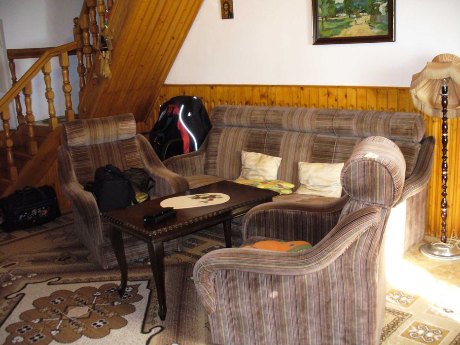 Casă de vânzare VALEA DOFTANEI– 158 mp, curte 380 mp, garaj, mobilată