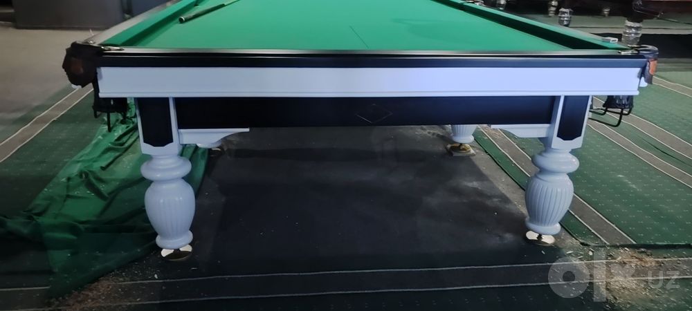 Billiardni stollar