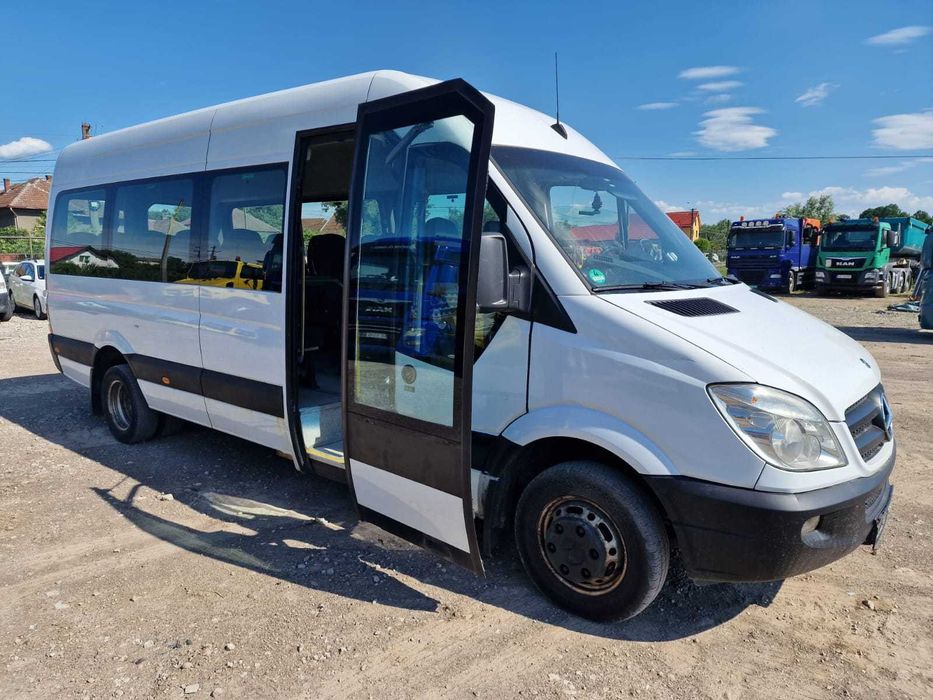 Microbus Mercedes Sprinter 515cdi 19+1 locuri