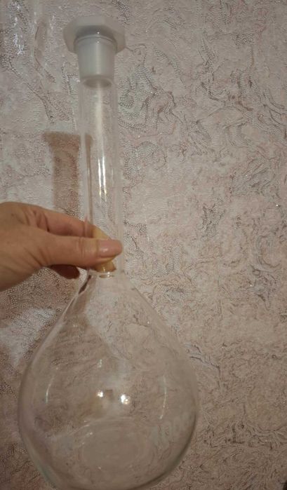 Старина стъклена бутилка