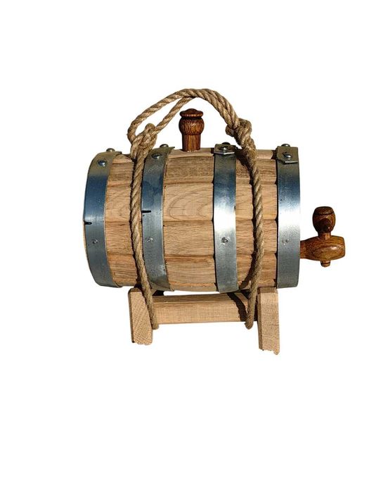 Бочки из дуба для выдержки напитков