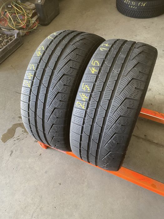 Anvelope iarna 245/45/17 Pirelli Sottozero 2 245 45 17 R17