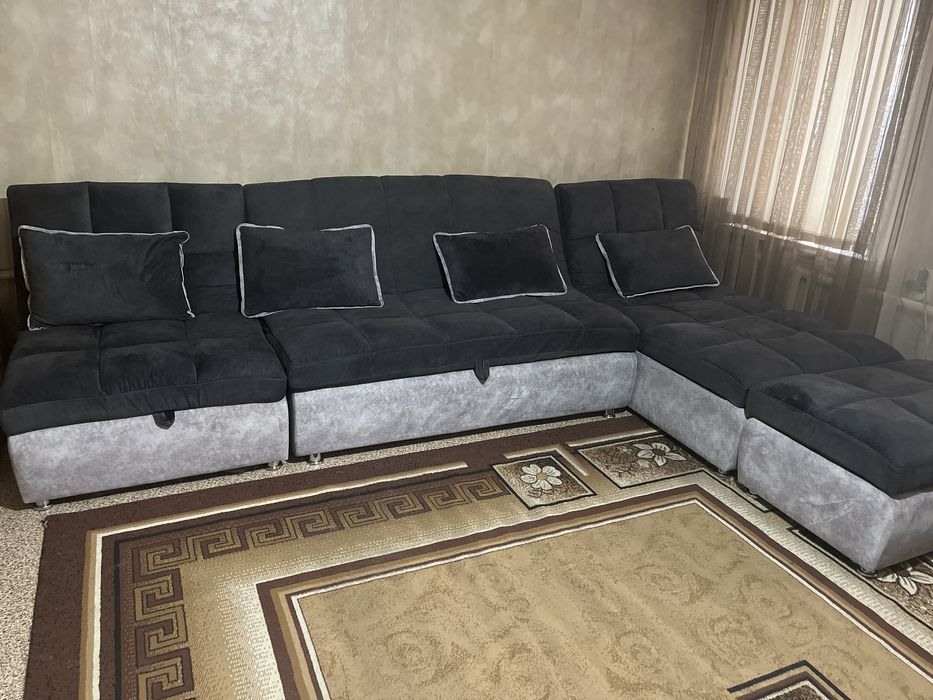 Продам диван пума