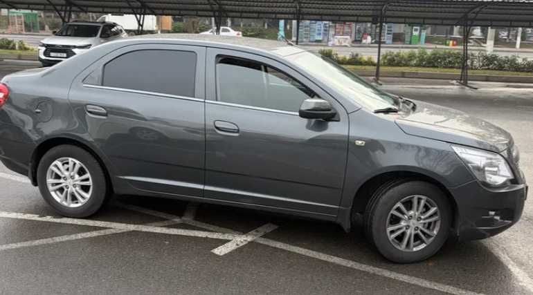 хороший автомобиль