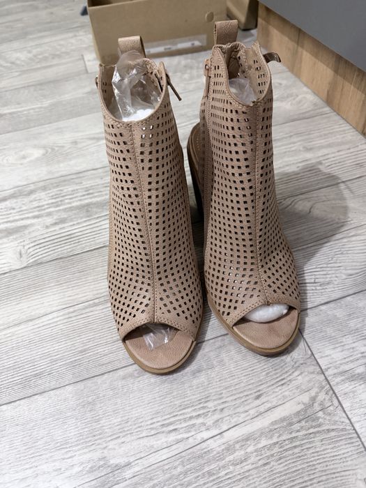 Босоножоки-туфли