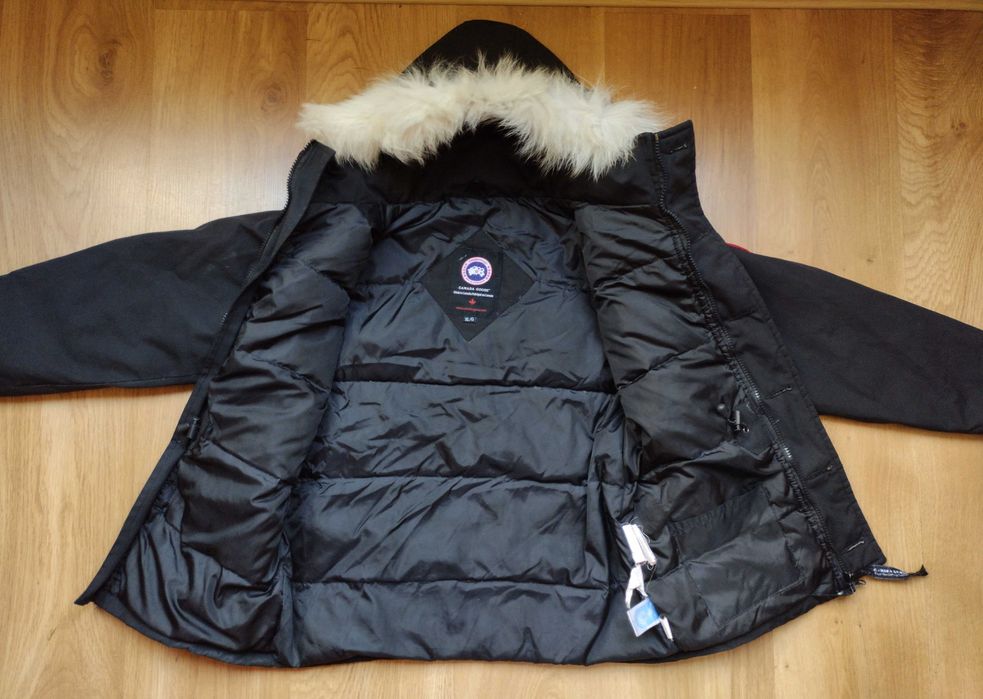 Canada Goose - детско зимно яке с пух