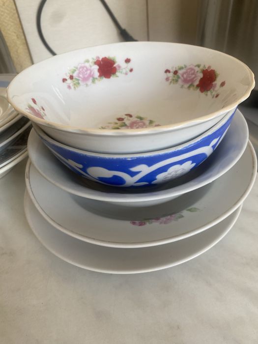 отдаю даром,выкидывать жалко