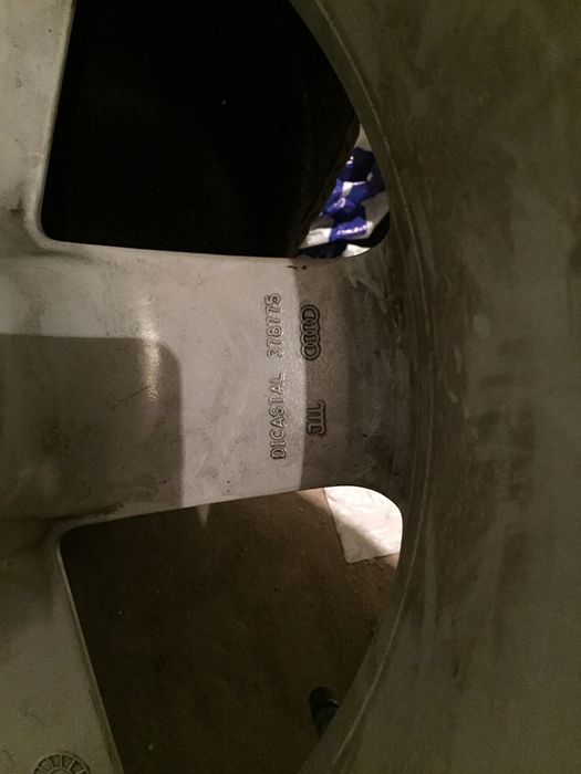 Джанта с гума 235/45/17 Dunlop