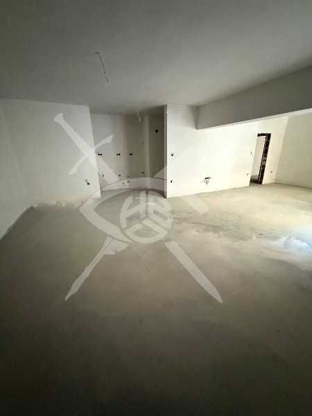 Продава се Двустаен апартамент в Асеновград - 102 кв.м за 515 €/кв.м - Снимка #2