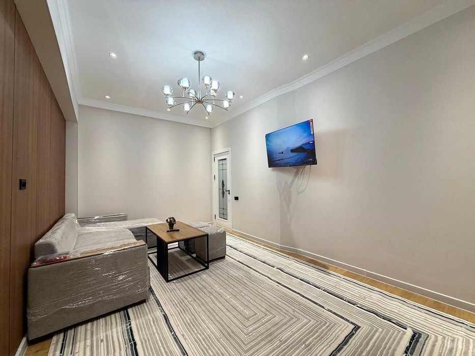 2 комнатная квартира в Новостройке с Лифтом № 3141