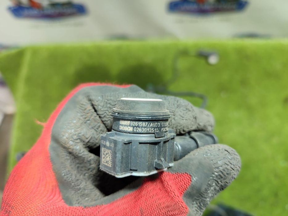 SENZORI PARCARE SPATE (4 BUC.) BMW SERIA 1 F20 F21 / BMW SERIA 3 F30 F31 2012-2019 COD OEM 9261587 / 9261587AI03 / 0263013515