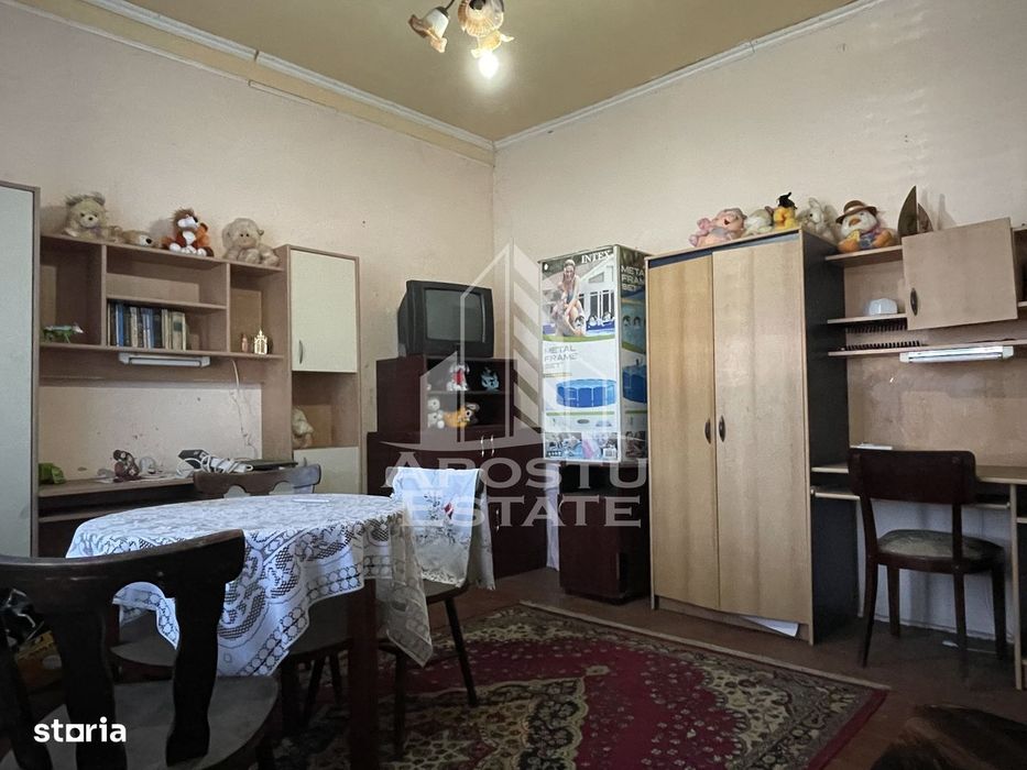 Casa individuala de vanzare Centrul Comercial Alfa Dambovita