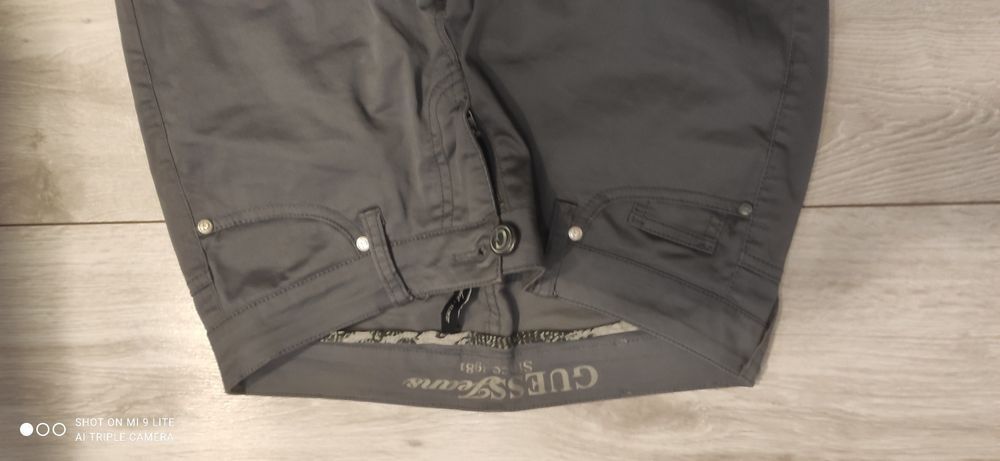 Дамски дънки GUESS