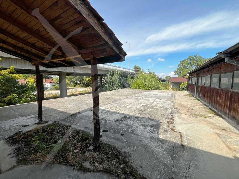 Продава се Промишлена сграда в Стамболийски - 1750 кв.м за 458 €/кв.м - Снимка #13