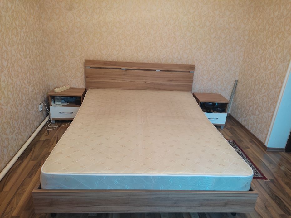 Кровать с матросом и тумбой