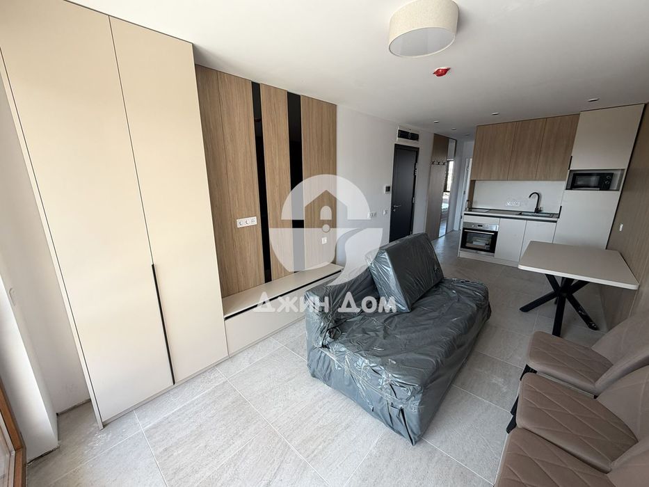 Продава се Двустаен апартамент в к.к. Слънчев бряг - 65 кв.м за 1752 €/кв.м - Снимка #3