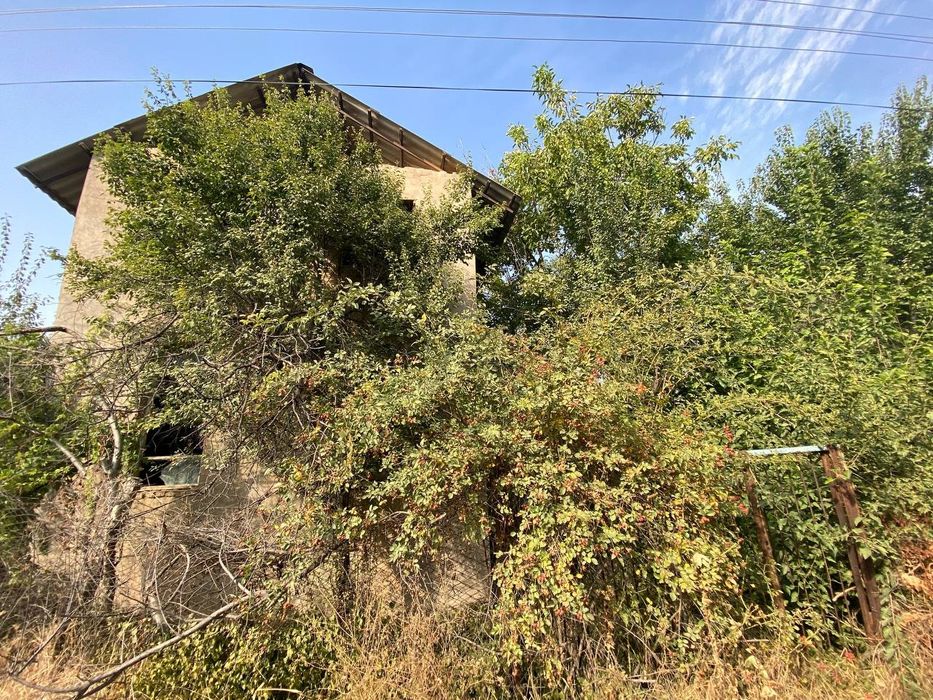 Продается земля на дачном поселке