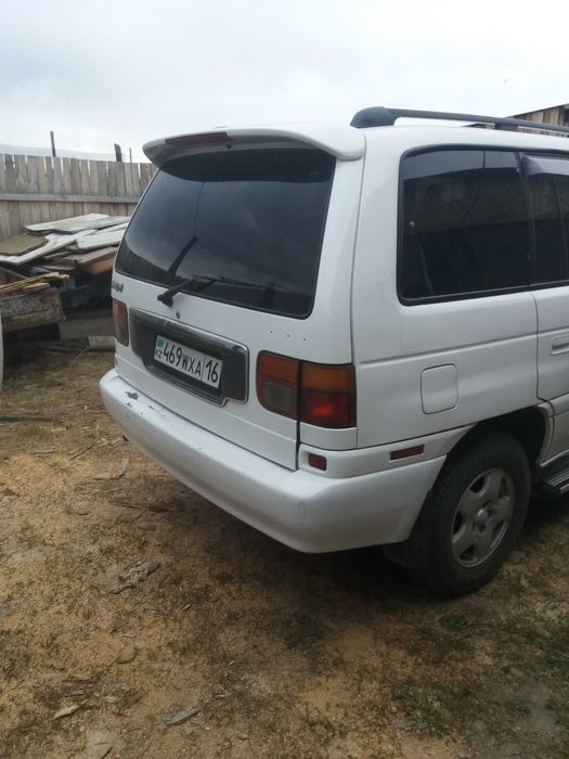 обменяю или продам авто мазда. мпв.