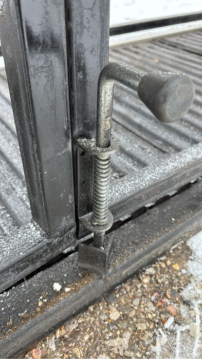 Продам Станок фиксатор под КРС и лошадей