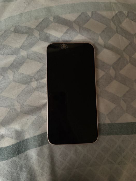 Айфон 13 сатылады