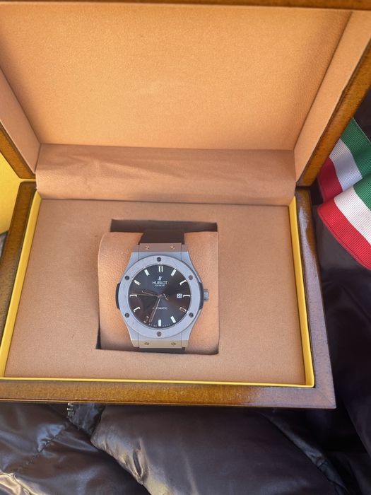 Vind ceas hublot automatic