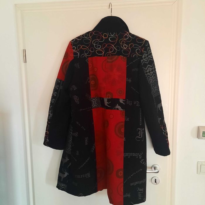 Pardesiu dama doar 160 lei