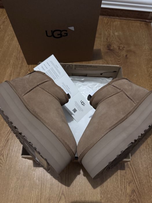 Ghete bej UGG femei